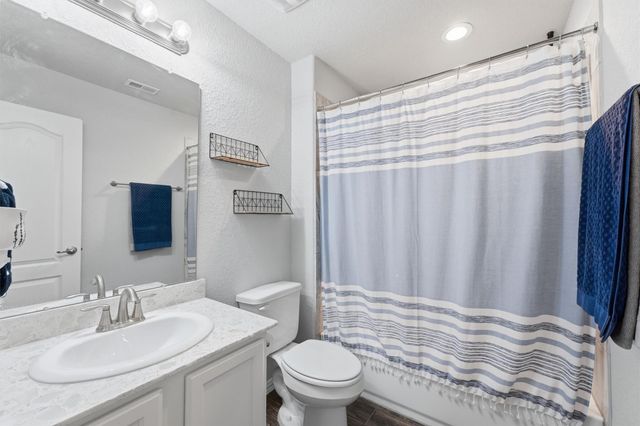 475 Road 6616, Dayton, TX 77535