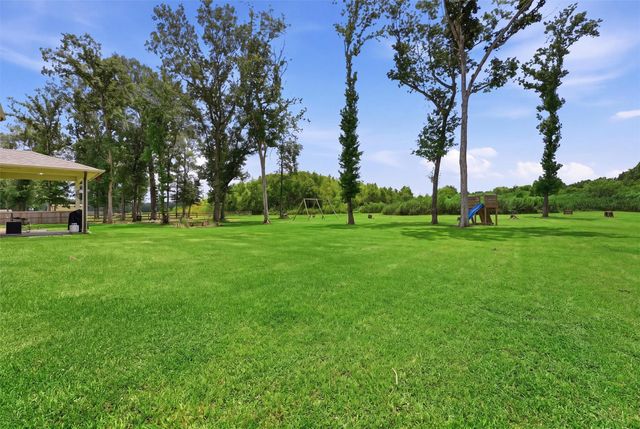 475 Road 6616, Dayton, TX 77535