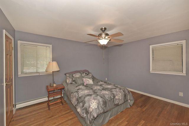 245 N Fulton Avenue, Lindenhurst, NY 11757