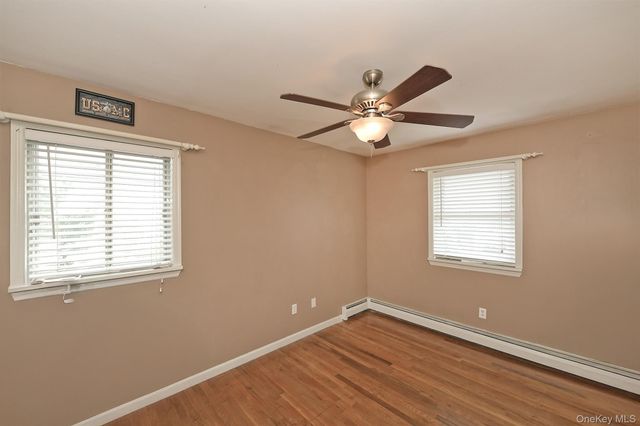 245 N Fulton Avenue, Lindenhurst, NY 11757