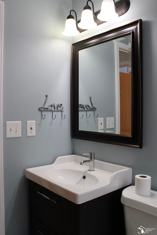 31948 BRIDGE Street, Garden City, MI 48135