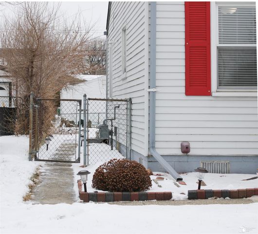 31948 BRIDGE Street, Garden City, MI 48135