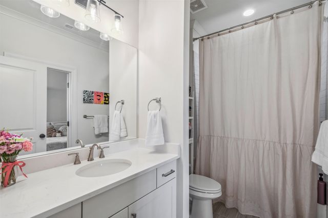 2125 N GREENBRIER LAKES BLVD, Piperton, TN 38017