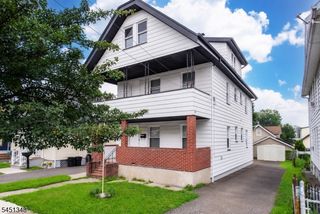 22 Comfort Pl, Clifton City, NJ 07011