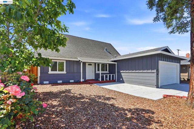 3074 Capewood LN, San Jose, CA 95132