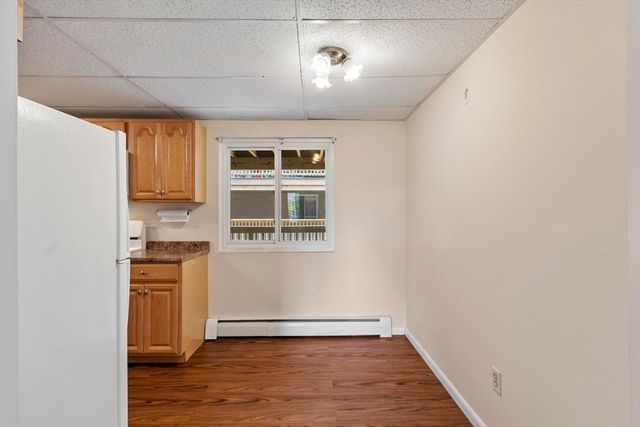 215 Chelmsford St 4, Chelmsford, MA 01824