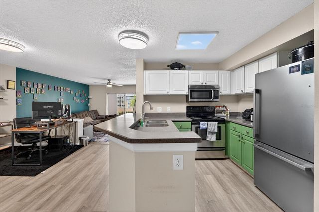 115 112TH AVENUE NE 406, St Petersburg, FL 33716