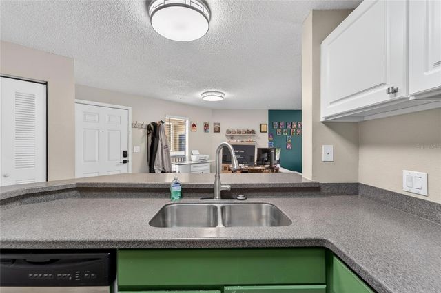 115 112TH AVENUE NE 406, St Petersburg, FL 33716