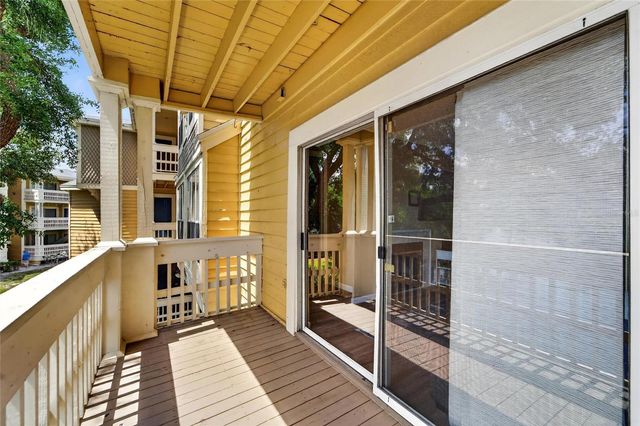 115 112TH AVENUE NE 406, St Petersburg, FL 33716