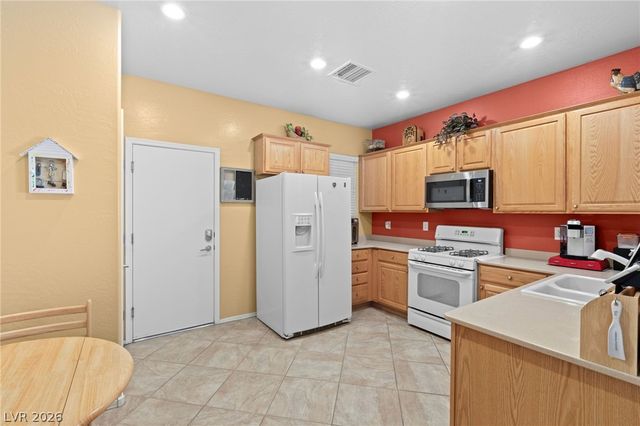 2556 Cosmic Dust Street, Henderson, NV 89044