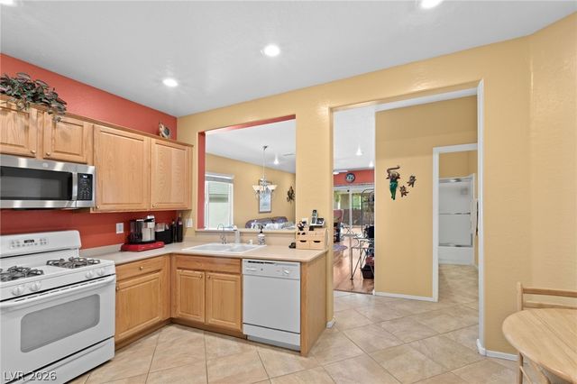 2556 Cosmic Dust Street, Henderson, NV 89044