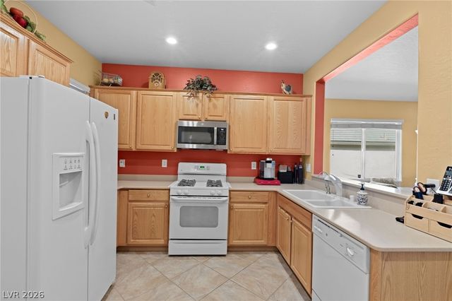 2556 Cosmic Dust Street, Henderson, NV 89044