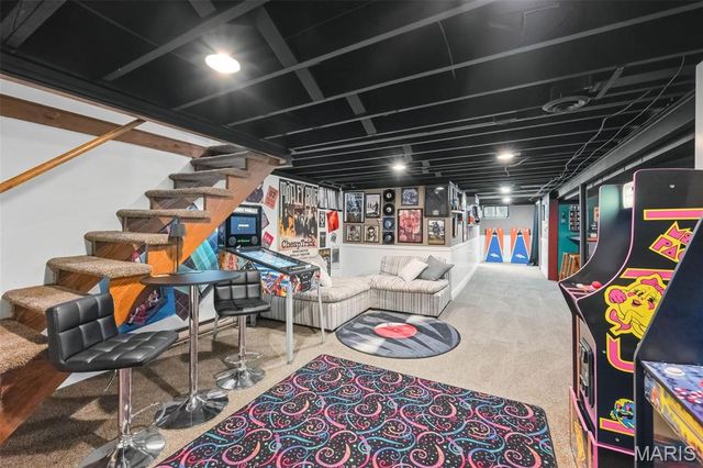 12 Graeler Drive, St Louis, MO 63146