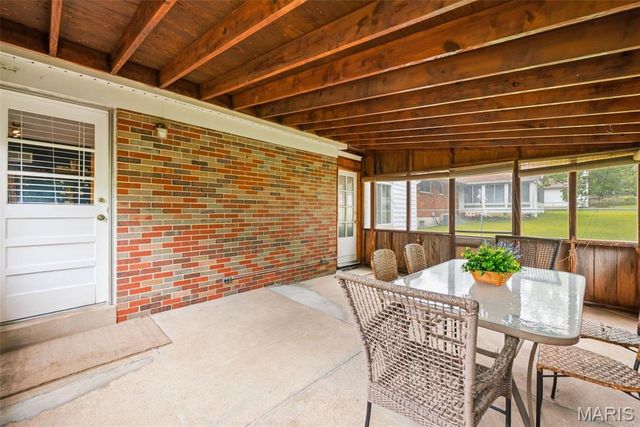 12 Graeler Drive, St Louis, MO 63146