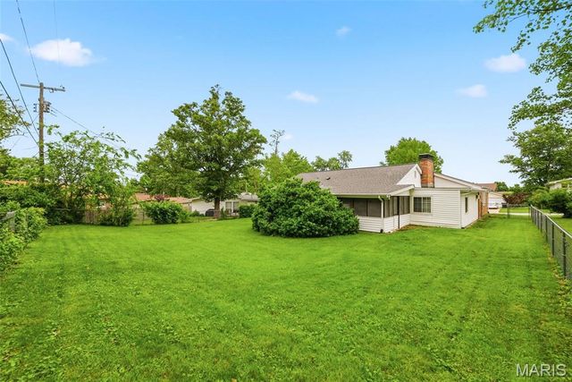 12 Graeler Drive, St Louis, MO 63146