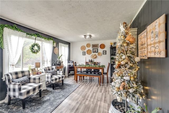 4943 Martin Drive SE, East Sparta, OH 44626