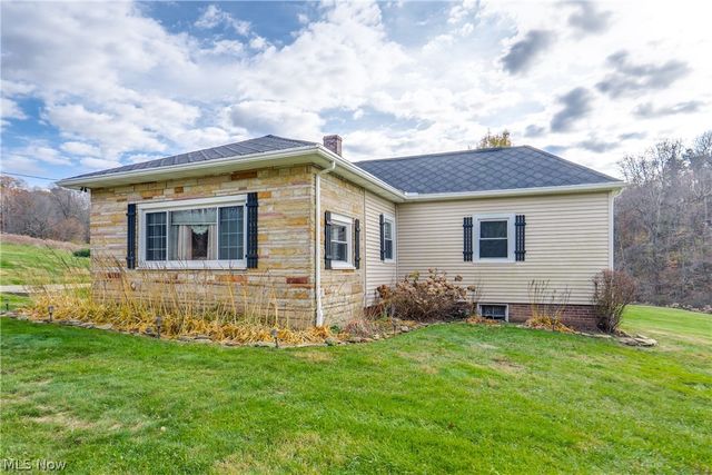 4943 Martin Drive SE, East Sparta, OH 44626