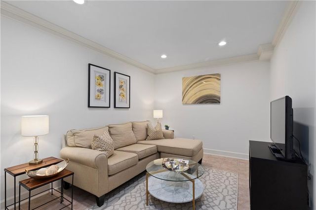 1153 Chantilly Ridge, Atlanta, GA 30324