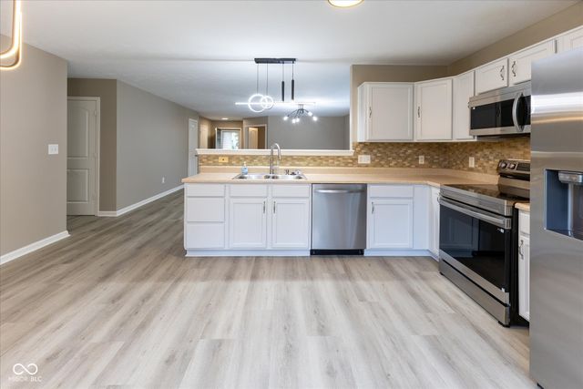11146 Cool Winds Way, Fishers, IN 46037