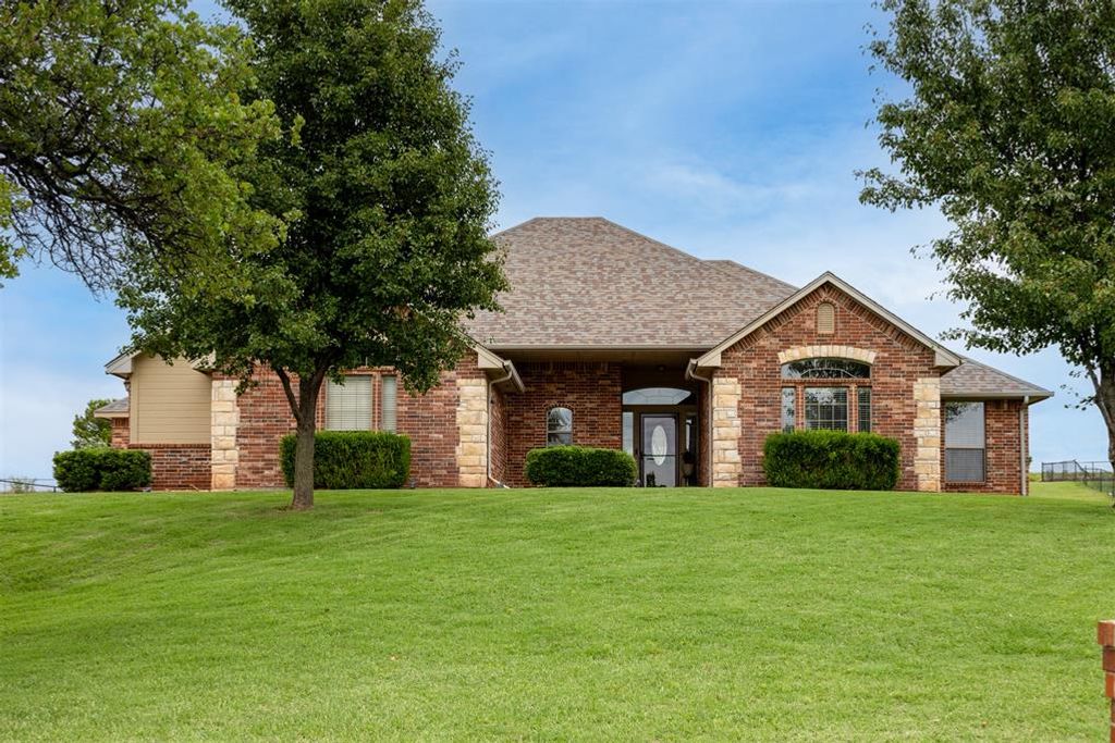 6574 Mint Julep Lane, Guthrie, OK 73044