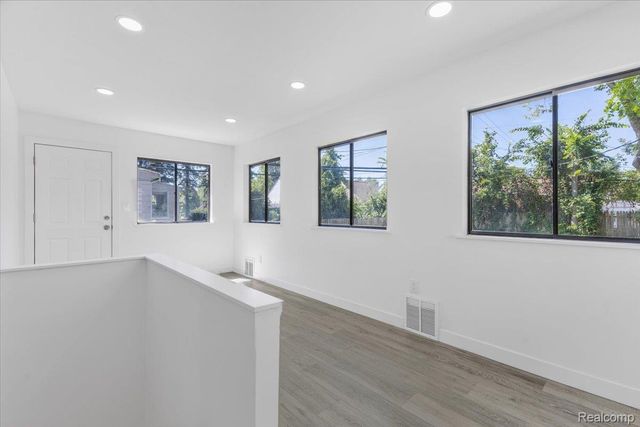 1761 Stanford Road, Berkley, MI 48072