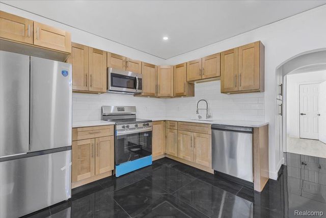 1761 Stanford Road, Berkley, MI 48072