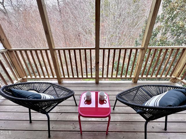 226 Edgewater Circle, Chapel Hill, NC 27516