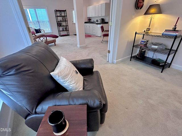 226 Edgewater Circle, Chapel Hill, NC 27516