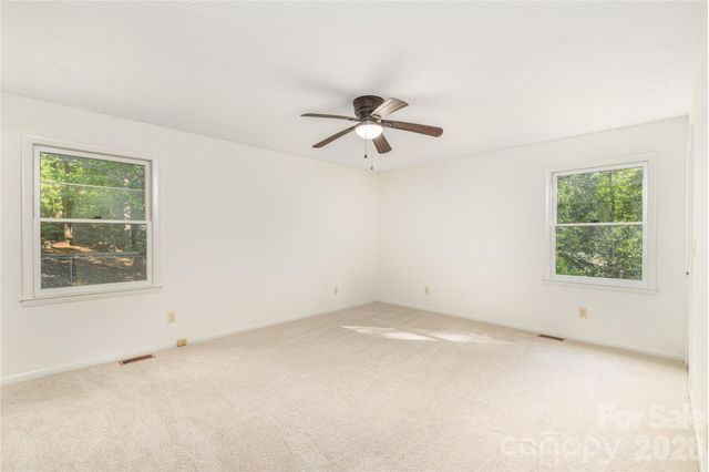 106 Turner Lane, Hendersonville, NC 28791