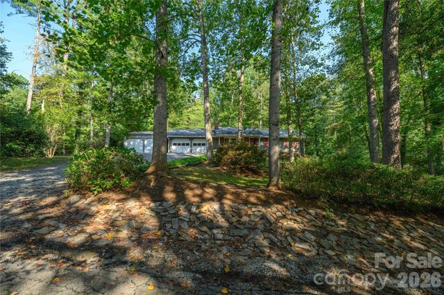 106 Turner Lane, Hendersonville, NC 28791