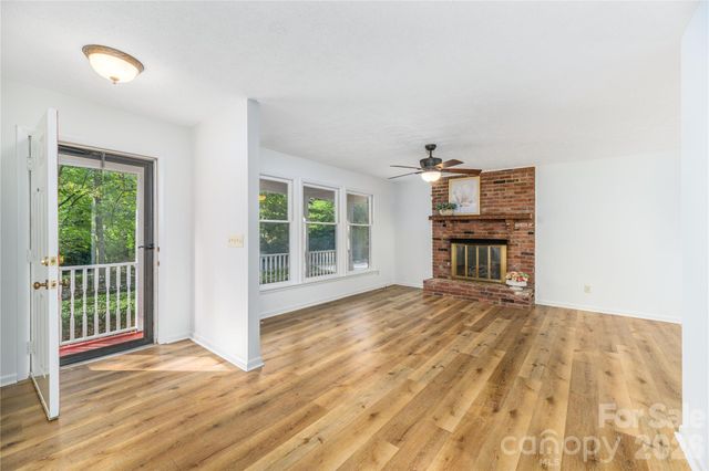 106 Turner Lane, Hendersonville, NC 28791