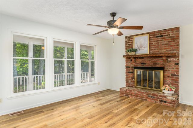 106 Turner Lane, Hendersonville, NC 28791