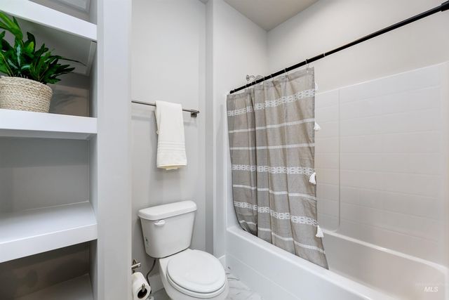 3106 E Lawton, Meridian, ID 83642