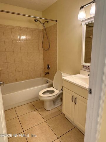 5227 BUNCHE Drive, Jacksonville, FL 32209
