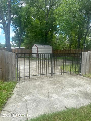 5227 BUNCHE Drive, Jacksonville, FL 32209