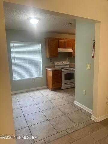 5227 BUNCHE Drive, Jacksonville, FL 32209