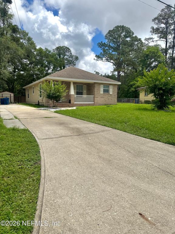 5227 BUNCHE Drive, Jacksonville, FL 32209