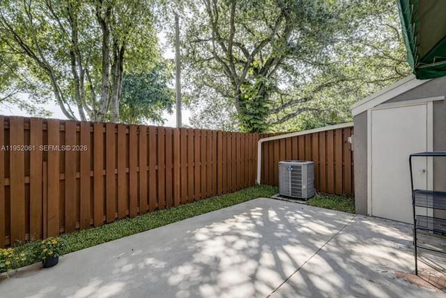 5122 SW 122nd Ter, Cooper City, FL 33330