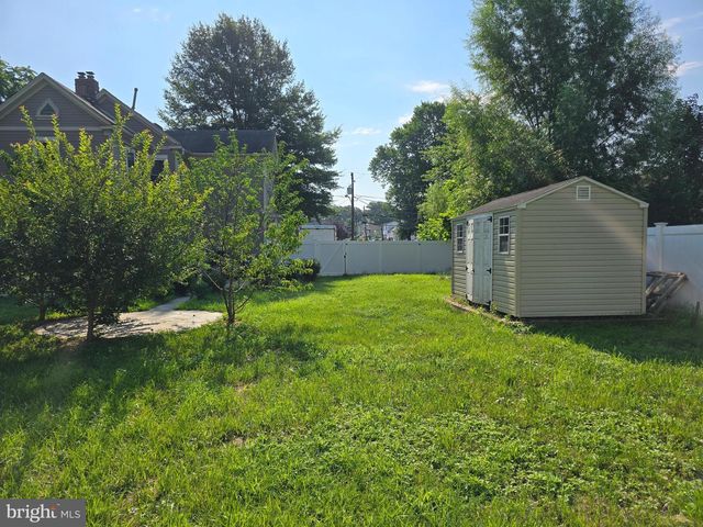 908 59TH, Fairmount Heights, MD 20743