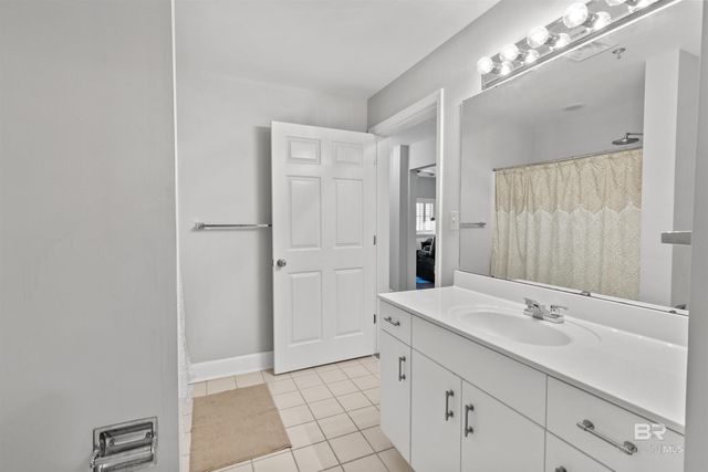 100 Peninsula Boulevard 104A, Gulf Shores, AL 36542