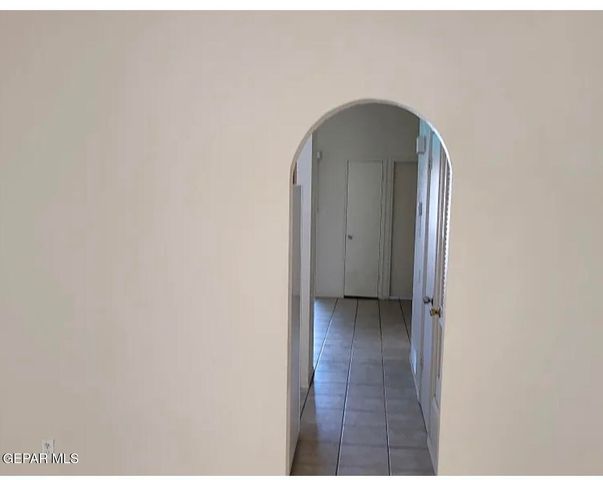 910 Destello Road A, El Paso, TX 79907