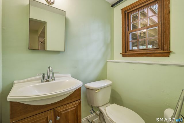 10 Salem Road, Madison, CT 06443