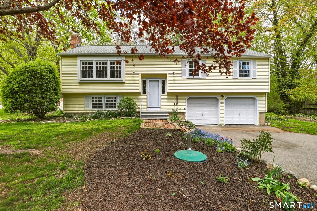 10 Salem Road, Madison, CT 06443