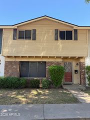 1577 W HAZELWOOD Street, Phoenix, AZ 85015