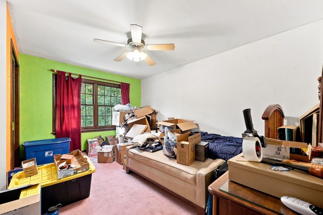 30w030 Schick Road, Bartlett, IL 60103