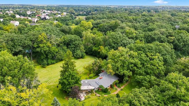 30w030 Schick Road, Bartlett, IL 60103