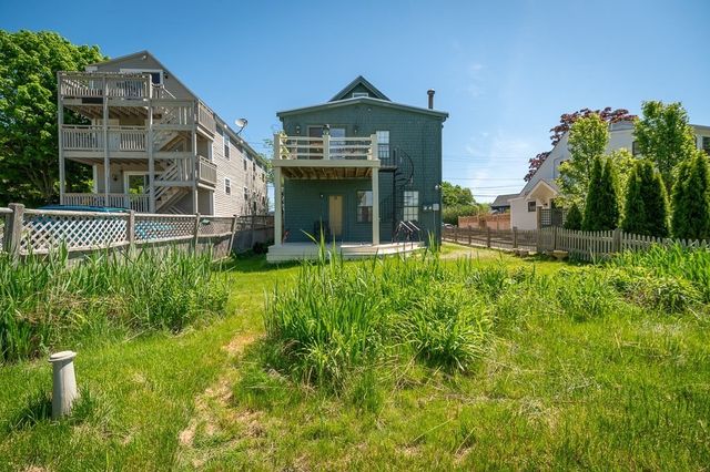 157 Main Street, Essex, MA 01929