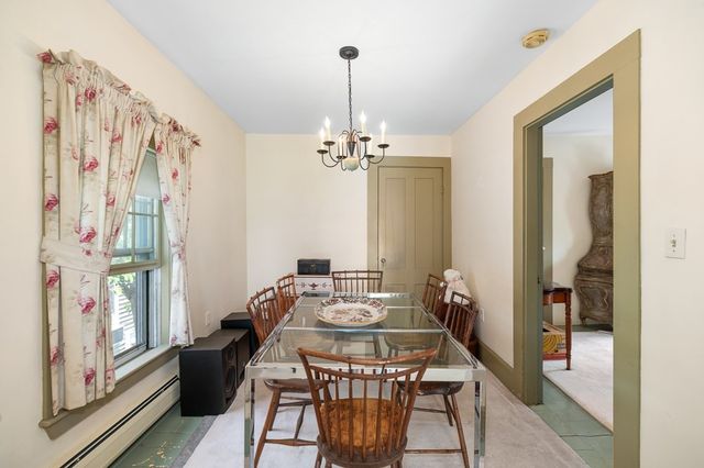 157 Main Street, Essex, MA 01929