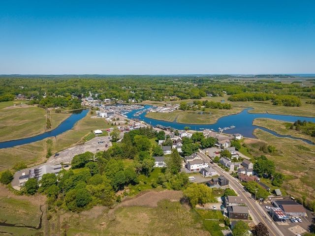 157 Main Street, Essex, MA 01929