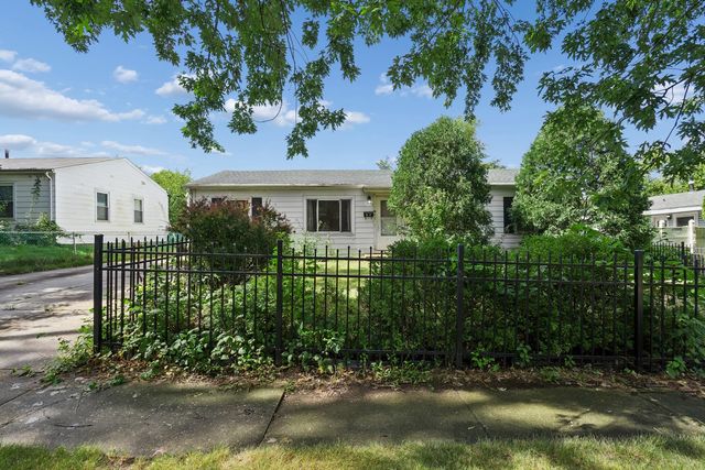 307 Edinburgh Drive, Lockport, IL 60441